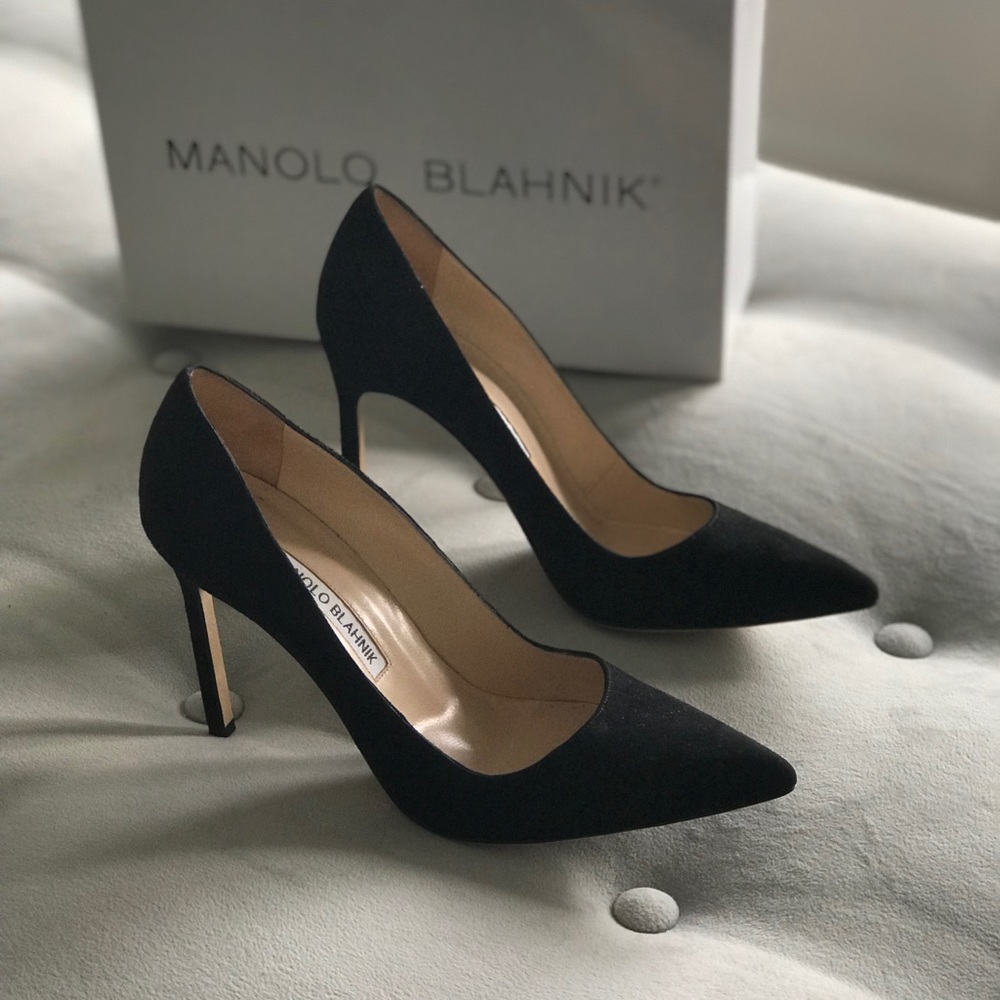 Manolo Blahnik BB 105 Black Suede Shoes Size 6